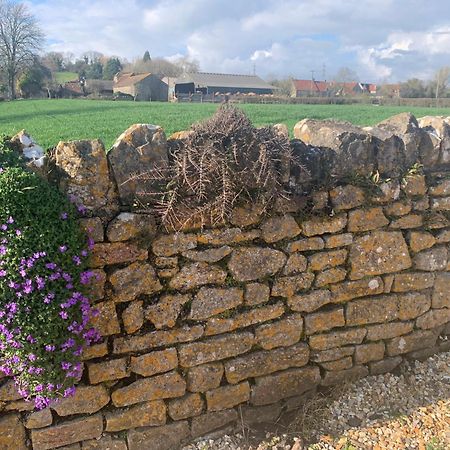 Appartamento The Milking Sheds Tytherington  Esterno foto